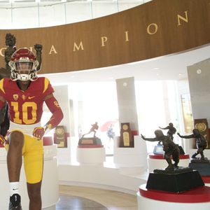 Lincoln Riley reviving Long Beach Poly-to-USC pipeline with 4-star LB Dylan Williams