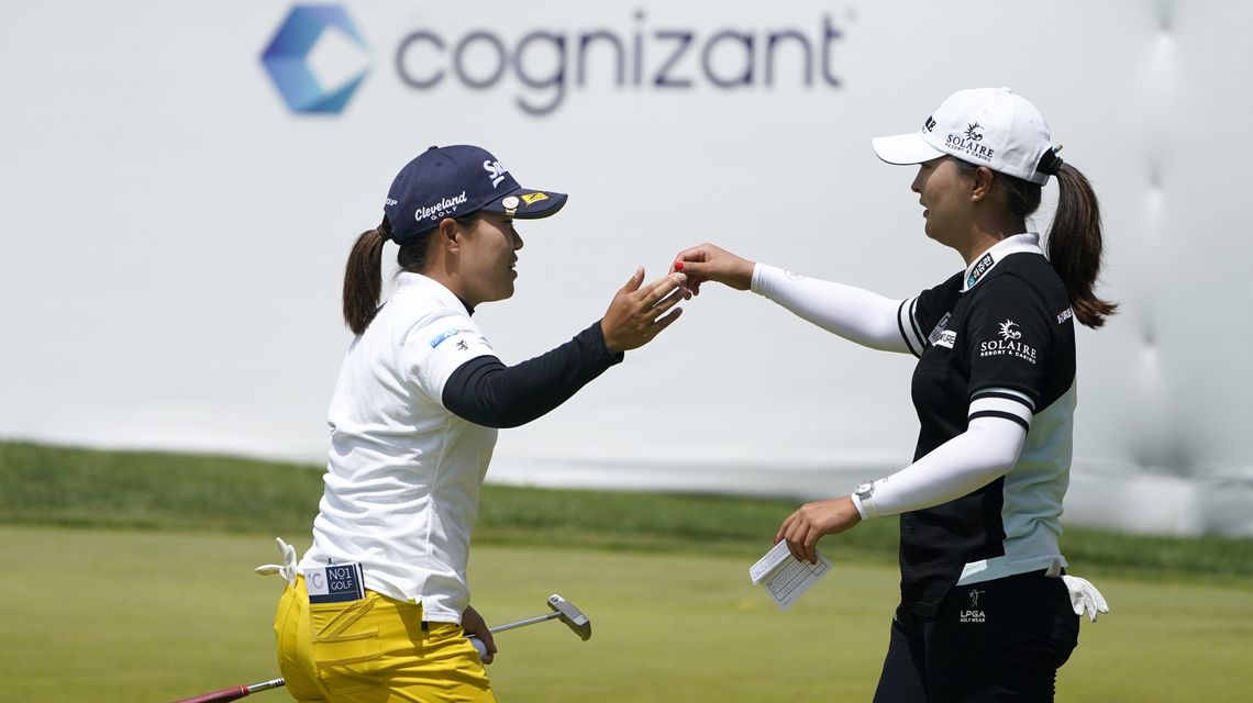 Hataoka holds early lead in first round of LPGA Founders Cup