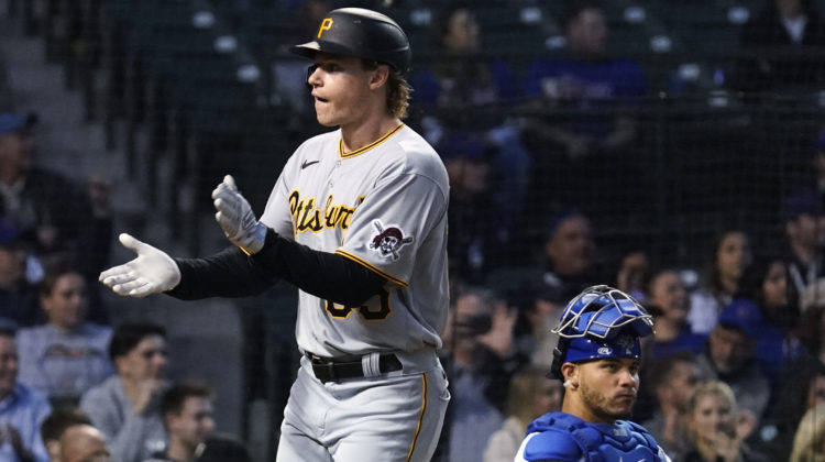 Chicago-born rookie Suwinski homers, lifts Pirates over Cubs