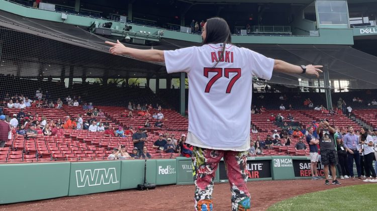 Steve Aoki joins list of top 10 worst first pitches of all time