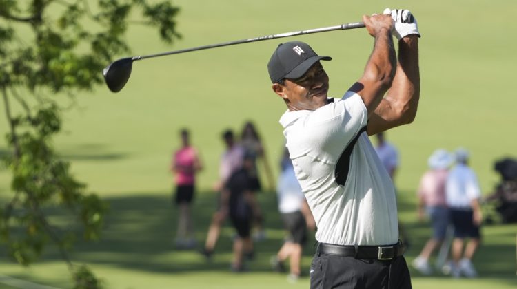 PGA Championship storylines: Tiger returns, defending champ Mickelson not in field