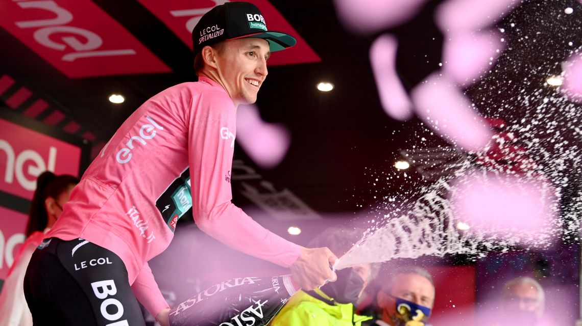 Hindley powers to likely Giro victory, Covi wins 20th stage