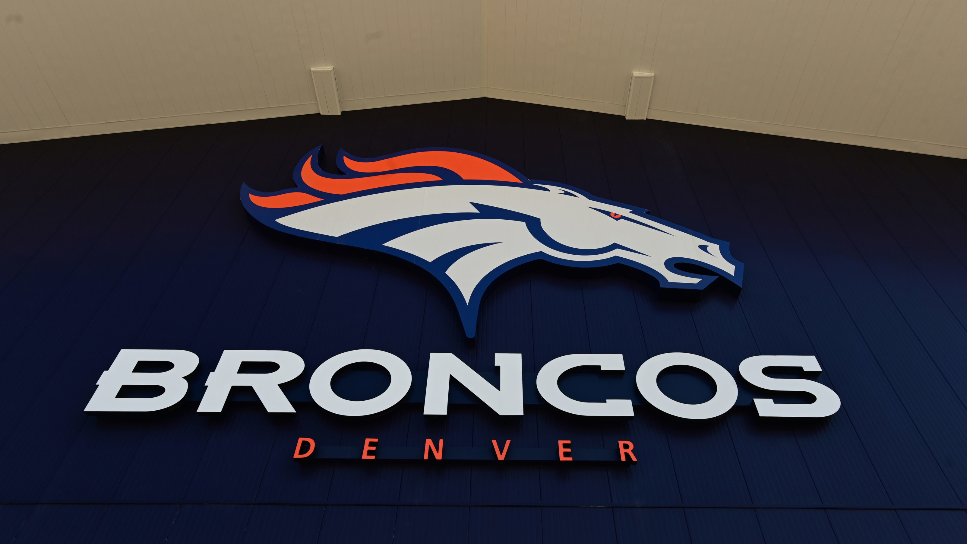 Denver Broncos reach sale agreement; price tag is $4.65 billion