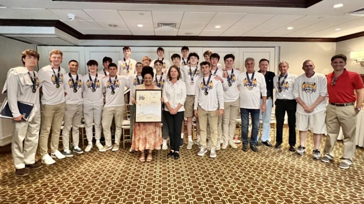 Manhasset basketball team recognized for outstanding season and state title
