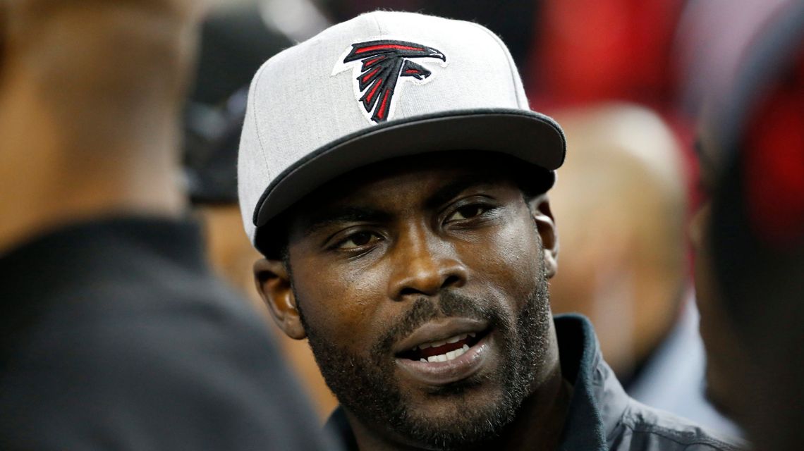 Former NFL QB Michael Vick now an NIL mentor for athletes