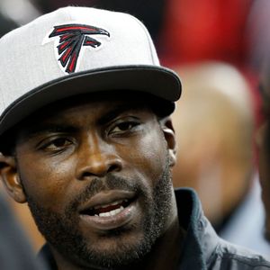 Former NFL QB Michael Vick now an NIL mentor for athletes