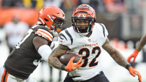 Bengals RB Trayveon Williams to teach at Texas A&M