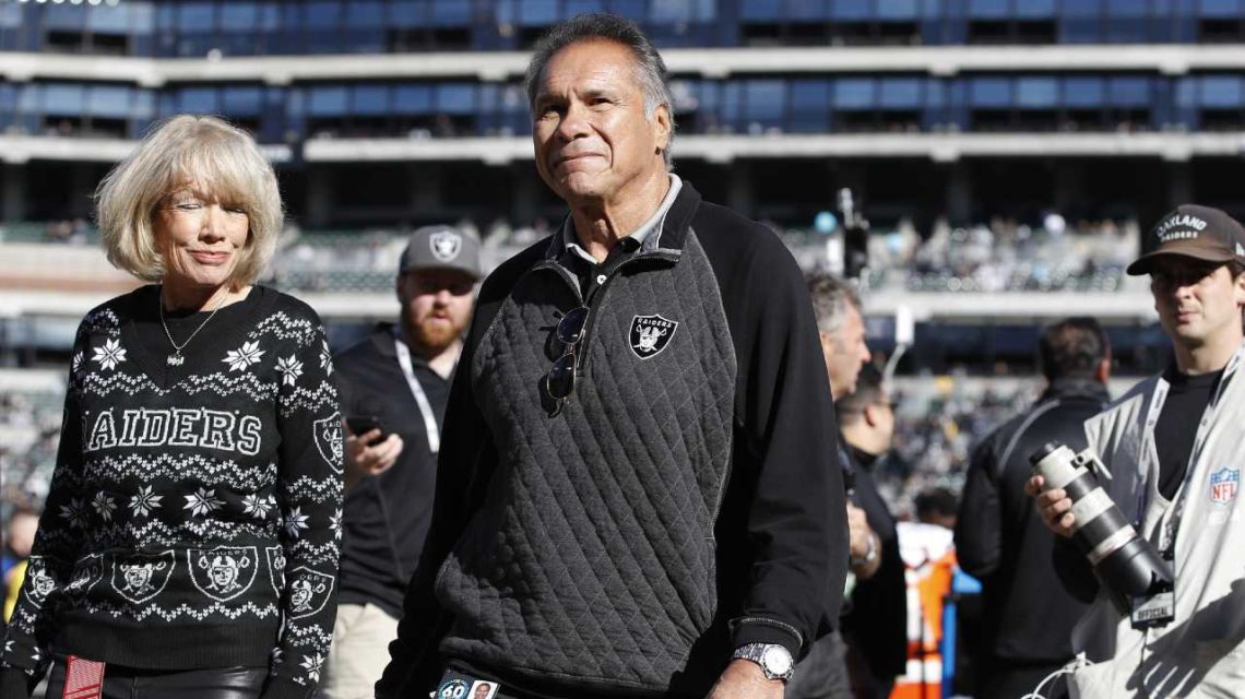 Jim Plunkett, Quarterback - Heisman Trophy Winner in 1970 - Led the Raiders  to 2 Super Bowl Wins