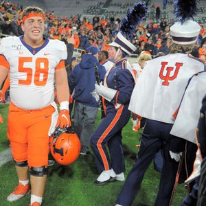 Illinois LS Preston Engel shows strength in return to field