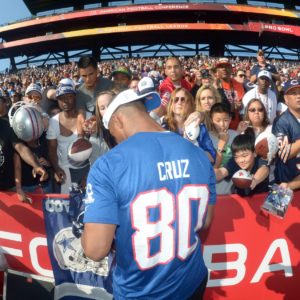 Victor Cruz, former UMass & Giants WR, announces retirement from