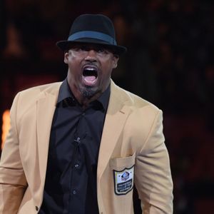 Brian Dawkins: Hall of Famer helps others in retirement
