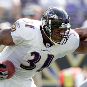 Jamal Lewis owns a business as he waits for Hall of Fame
