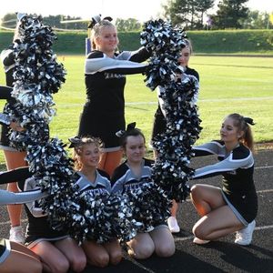 Q&A with United cheerleading team members