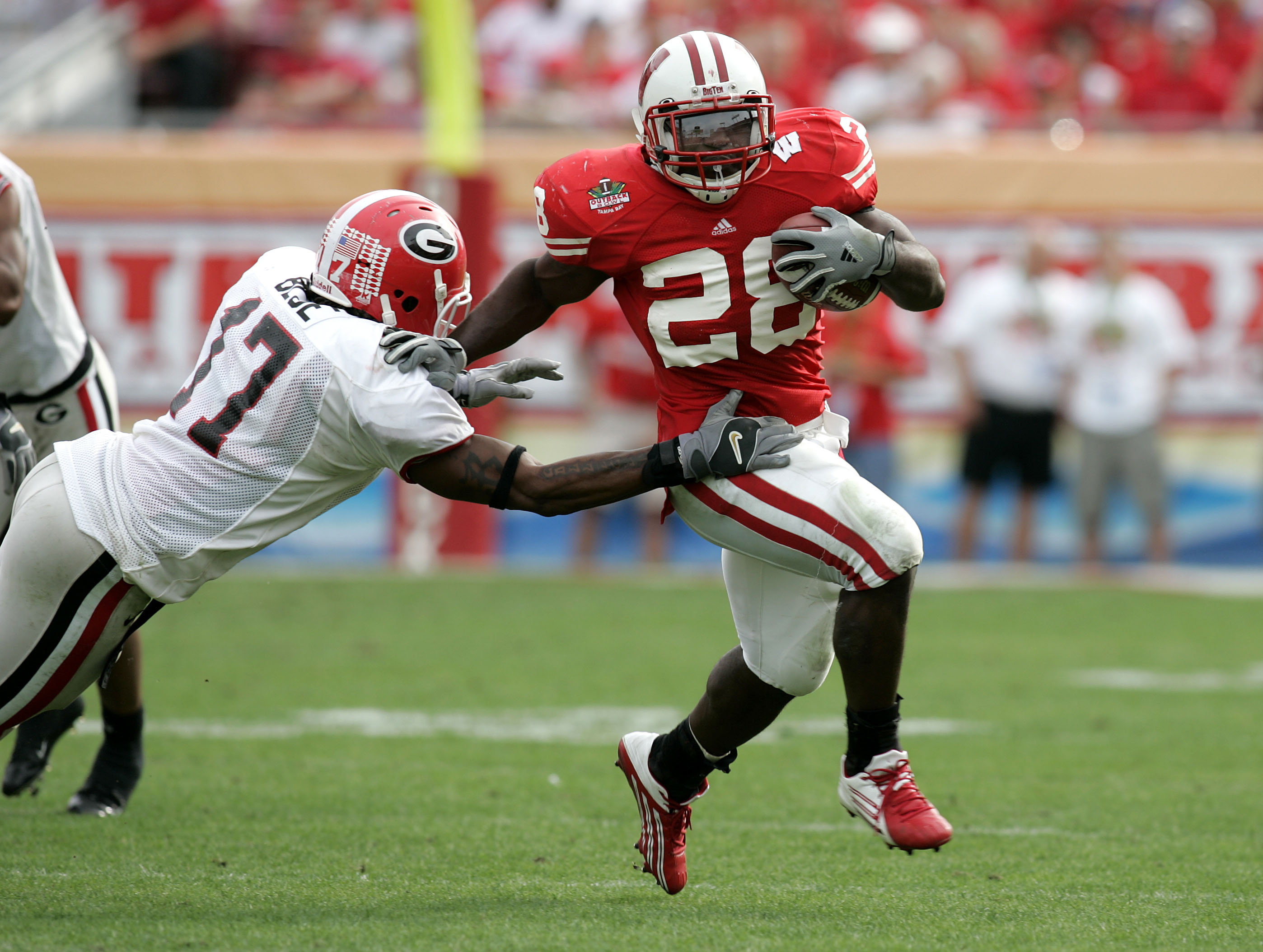 Top 10 Wisconsin Badgers running backs of all time