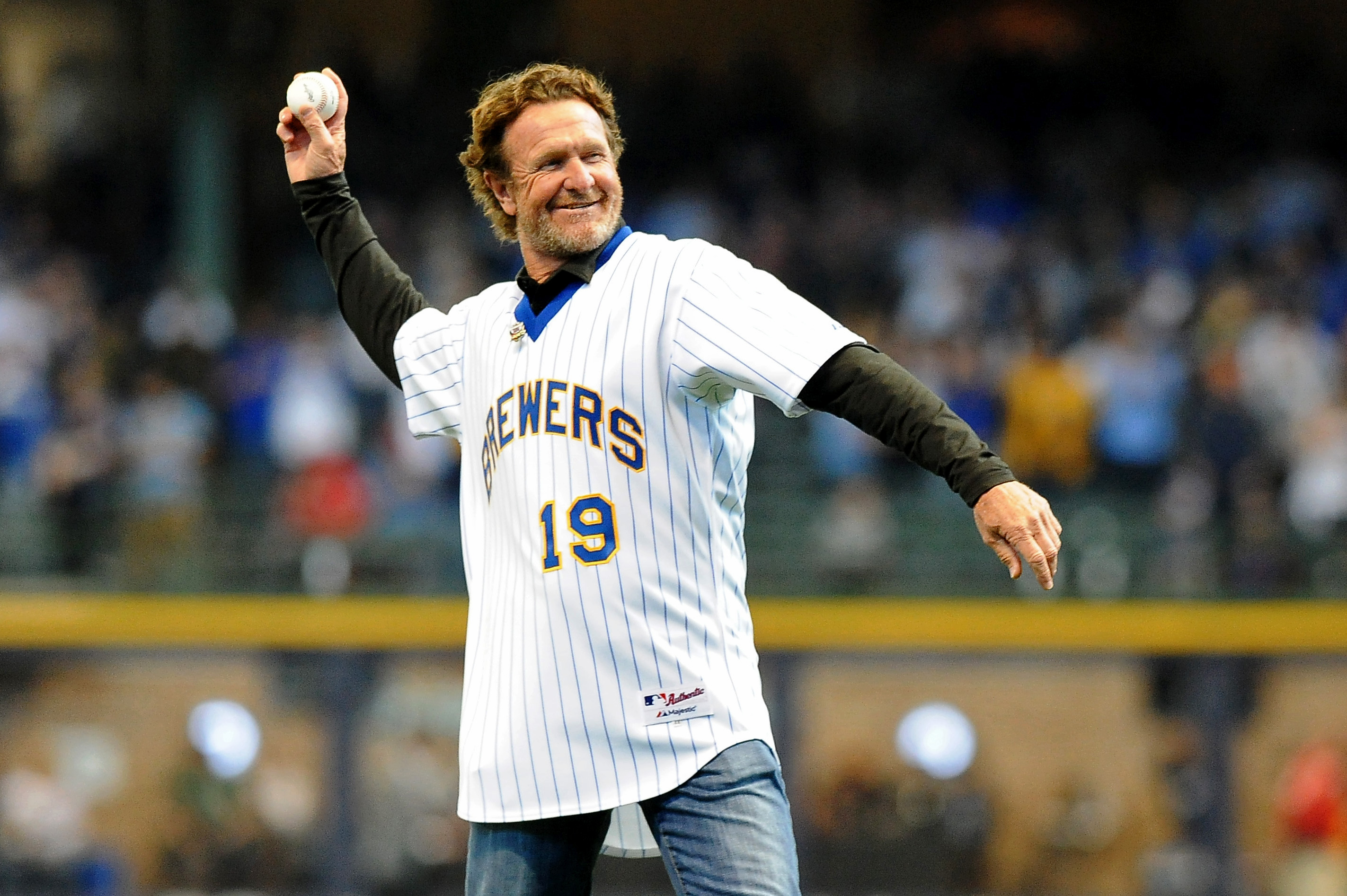 Robin Yount Milwaukee Brewers 1999 Hall of Fame Induction 8x10