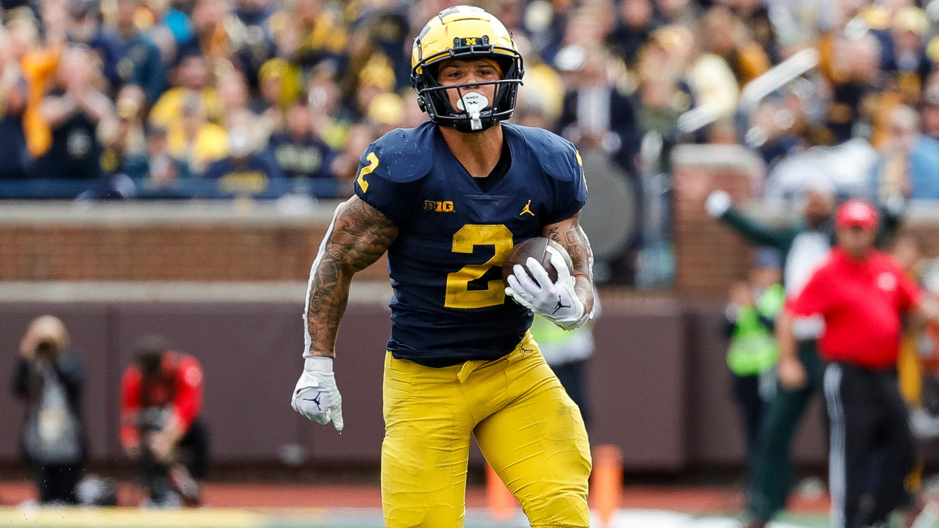 Michigan s Blake Corum becoming dark horse Heisman candidate