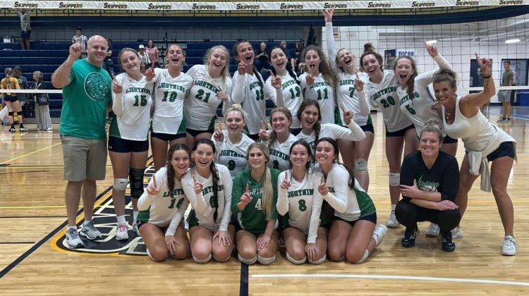 Get to know Lapeer HS volleyball coach Lindsey Veihl