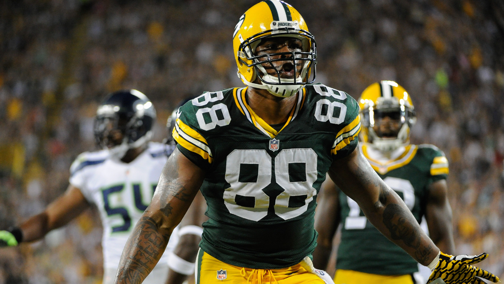 Green Bay Packers tight end Jermichael Finley (88) catches a