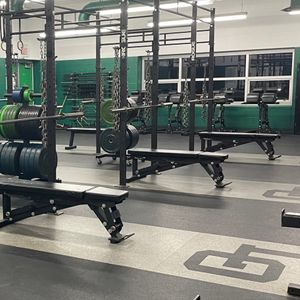 Lake Orion HS powerlifting team prepares for new season