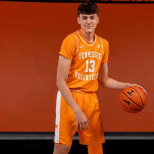 JP Estrella’s growth leads to Tennessee basketball future