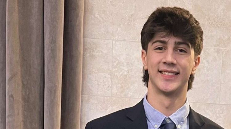 Meet Mamaroneck HS winter track team members