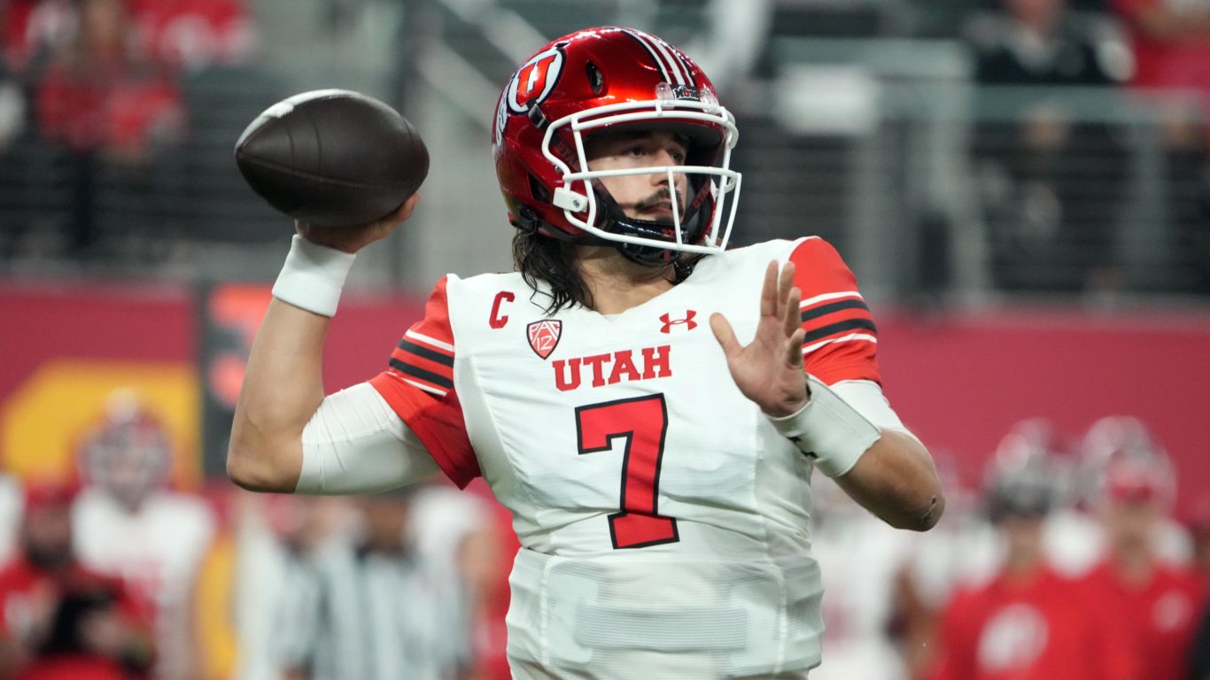 Ranking the top 10 college QBs returning for 2023 season