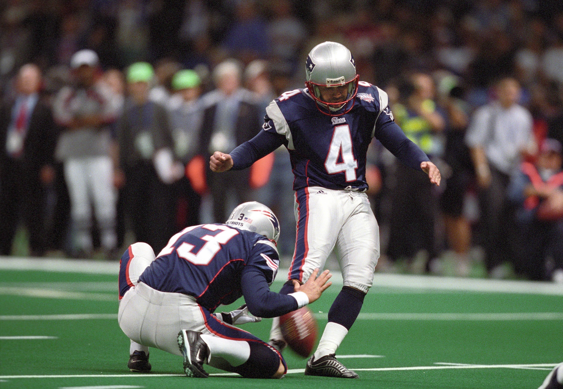 Adam Vinatieri New England Patriots Super Bowl XXXVI