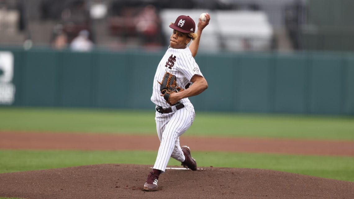 Ambidextrous pitcher Jurrangelo Cijntje dominates in first