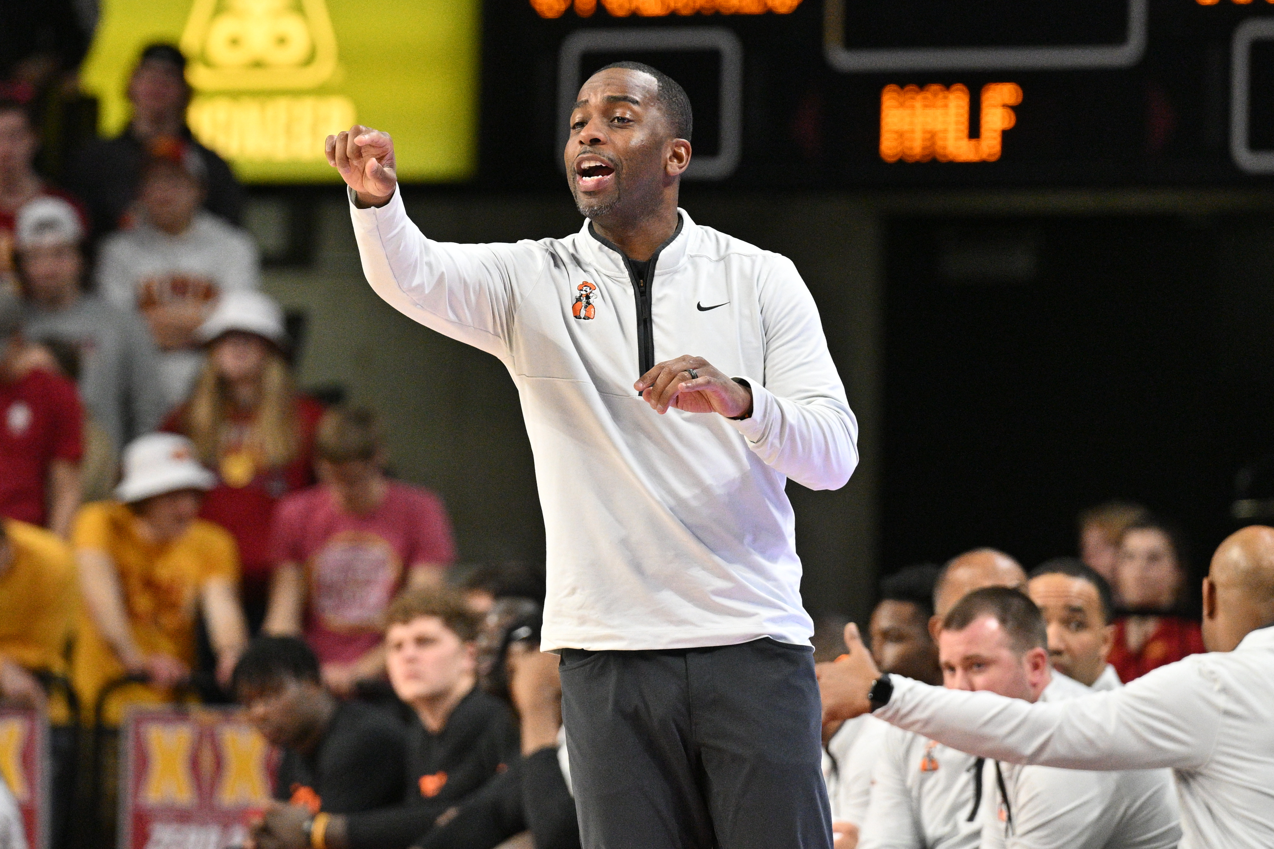 cowboy coach mike boynton 