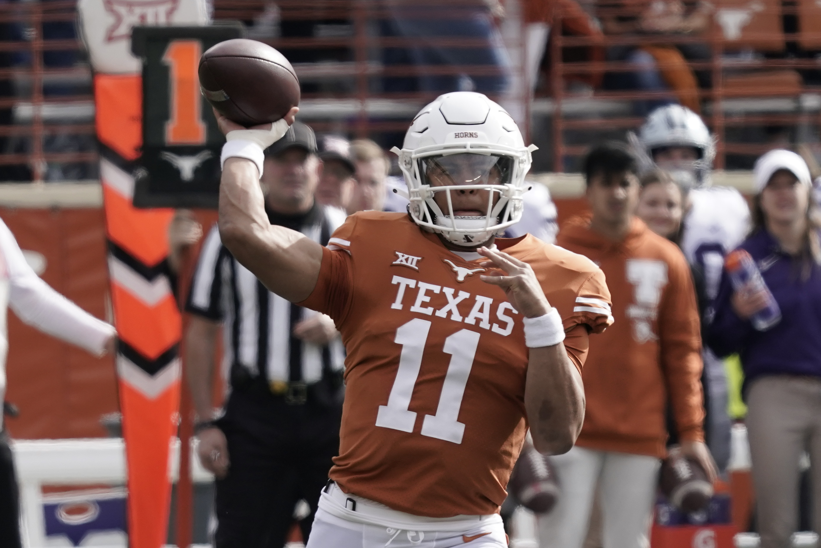 Casey Thompson Texas Longhorns quarterback transfer