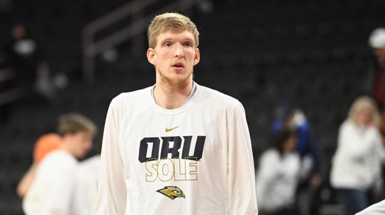 Connor Vanover, 7-foot-5 center, enters portal; 5 landing spots