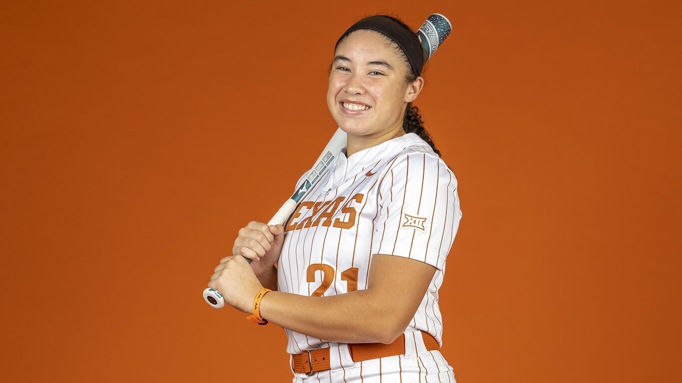Katie Stewart wants to ‘stay consistent’ with Texas softball