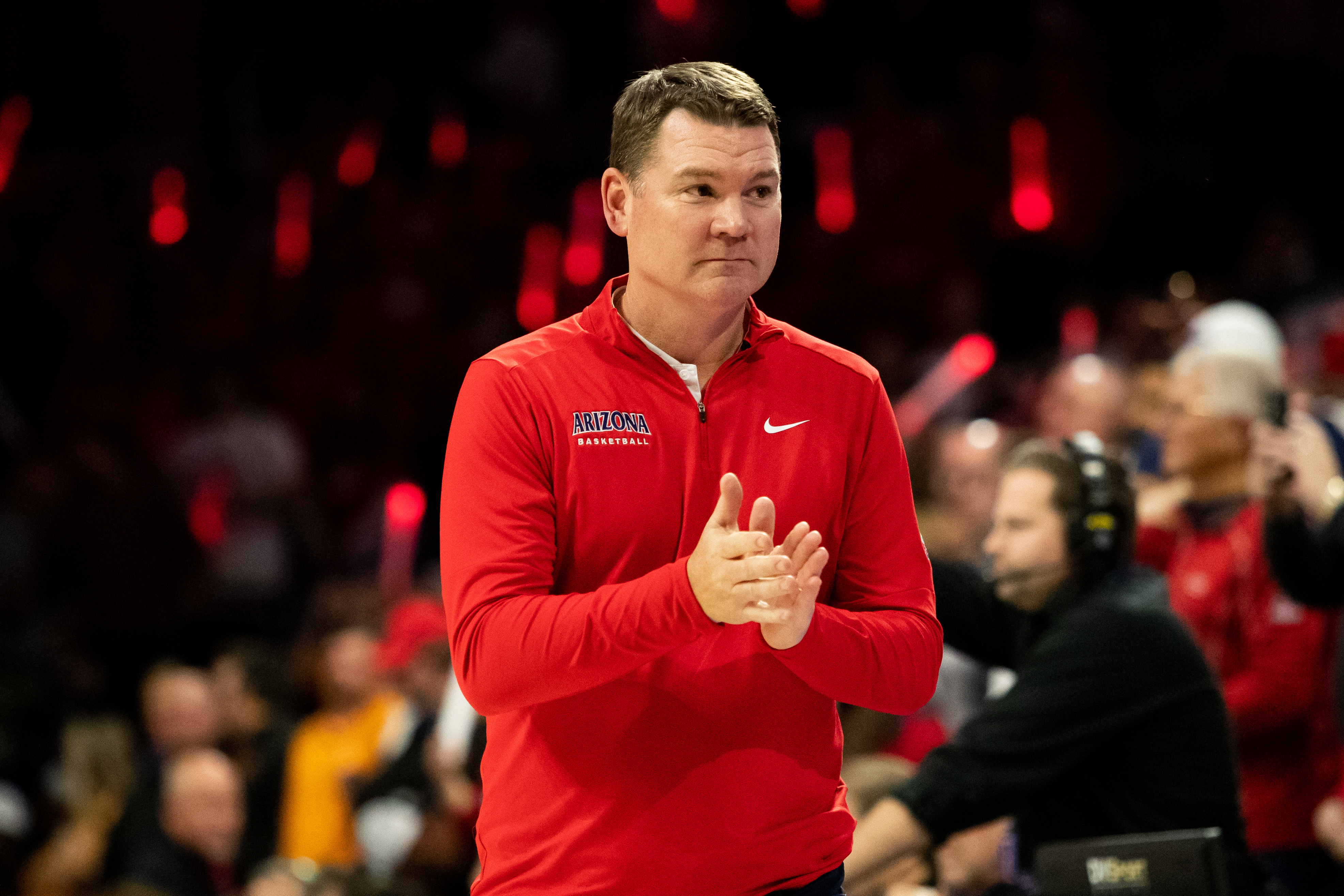 Tommy lloyd az pac-12 basketball coach