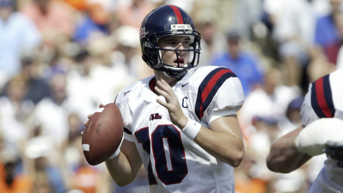 Top 10 Ole Miss Rebels Football Players Of All Time