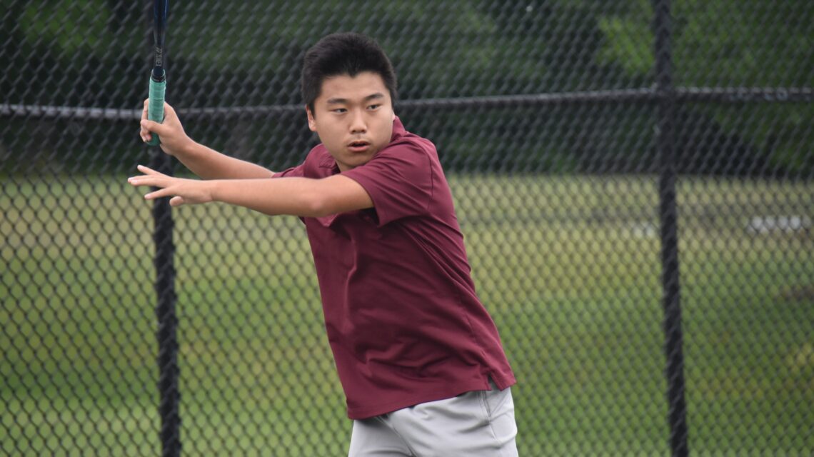 Weston boys tennis defeats ManchesterEssex to advance BVM Sports