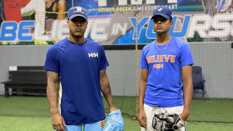 Marcus Stroman’s 15-year-old brother lighting up radar gun