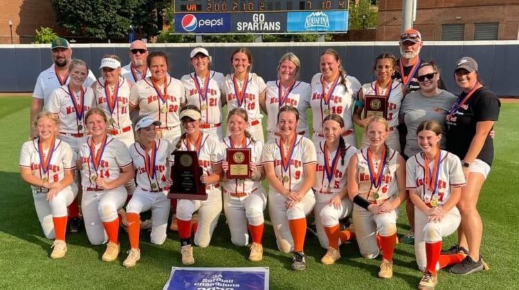 East Lincoln Lady Mustangs win the softball state championship