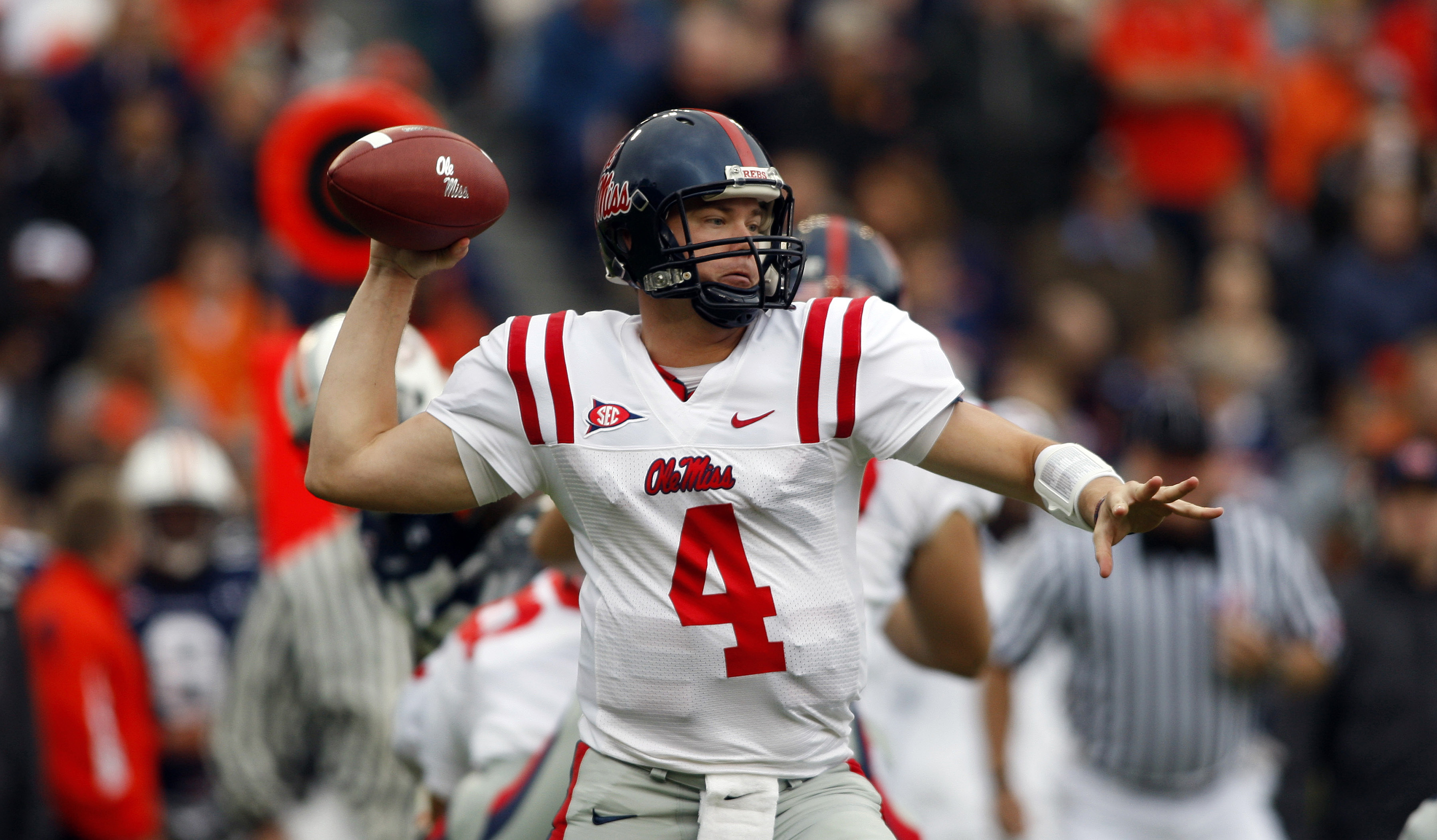 Ranking the top 10 QBs in Ole Miss football history