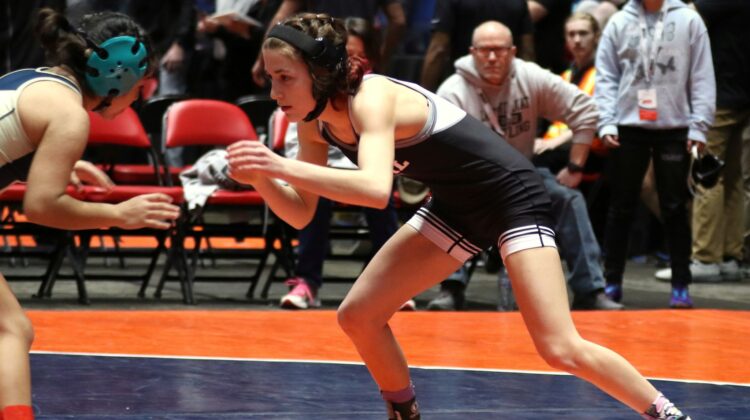 Bloomington-Normal girls blazing a trail in wrestling