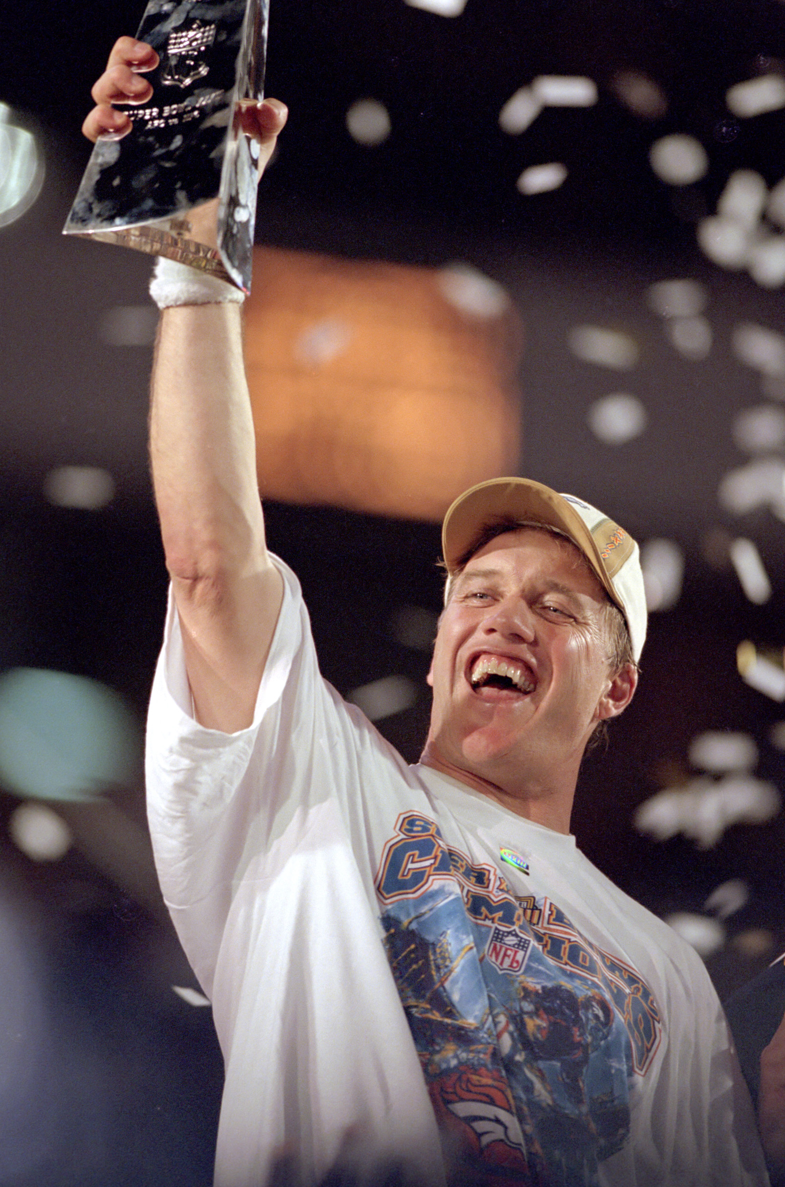 On this date in NFL history: Denver Broncos win Super Bowl XXXIII