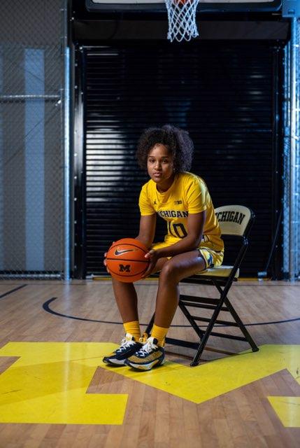 Mila Holloway University of Michigan Wolverines women's basketball commit