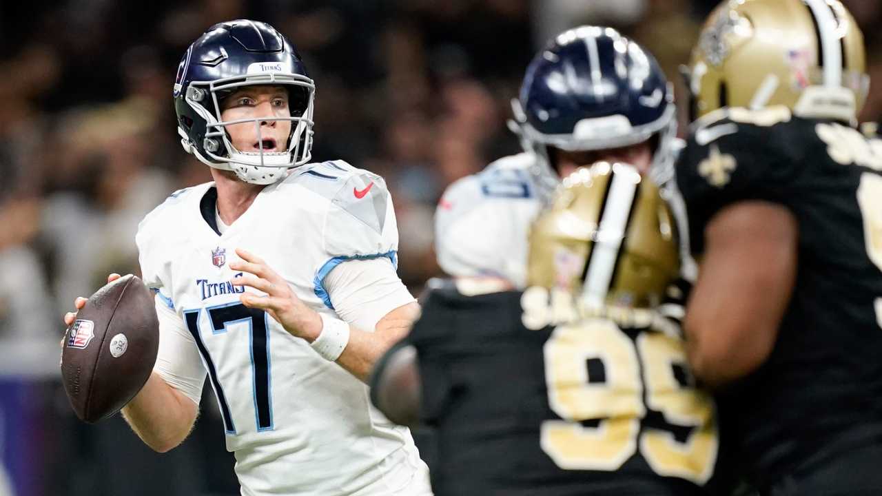 How the Tennessee Titans can fix their QB conundrum