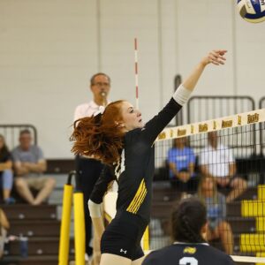 Rowan volleyball tripped up by #21 Mary Washington, 3-1