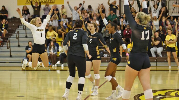 Rowan volleyball splits in home tri-match with Eastern and Goucher