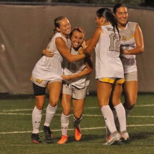 Giordano’s late tally helps Rowan women’s soccer draw with Swarthmore, 2-2