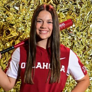 Lexi McDaniel to chase ‘the dream’ with Oklahoma softball