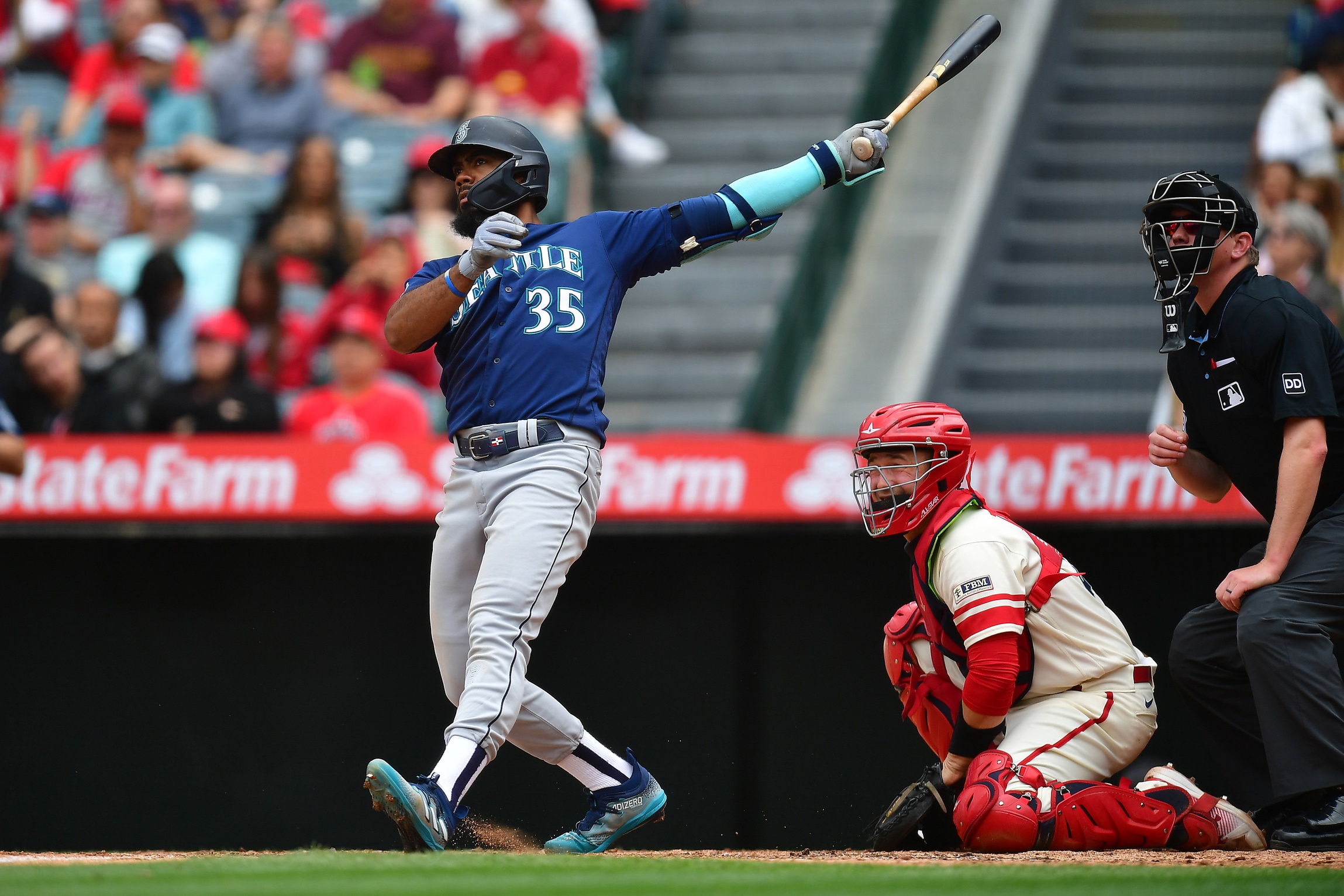 5 Possible Landing Spots For Free Agent OF Teoscar Hernandez