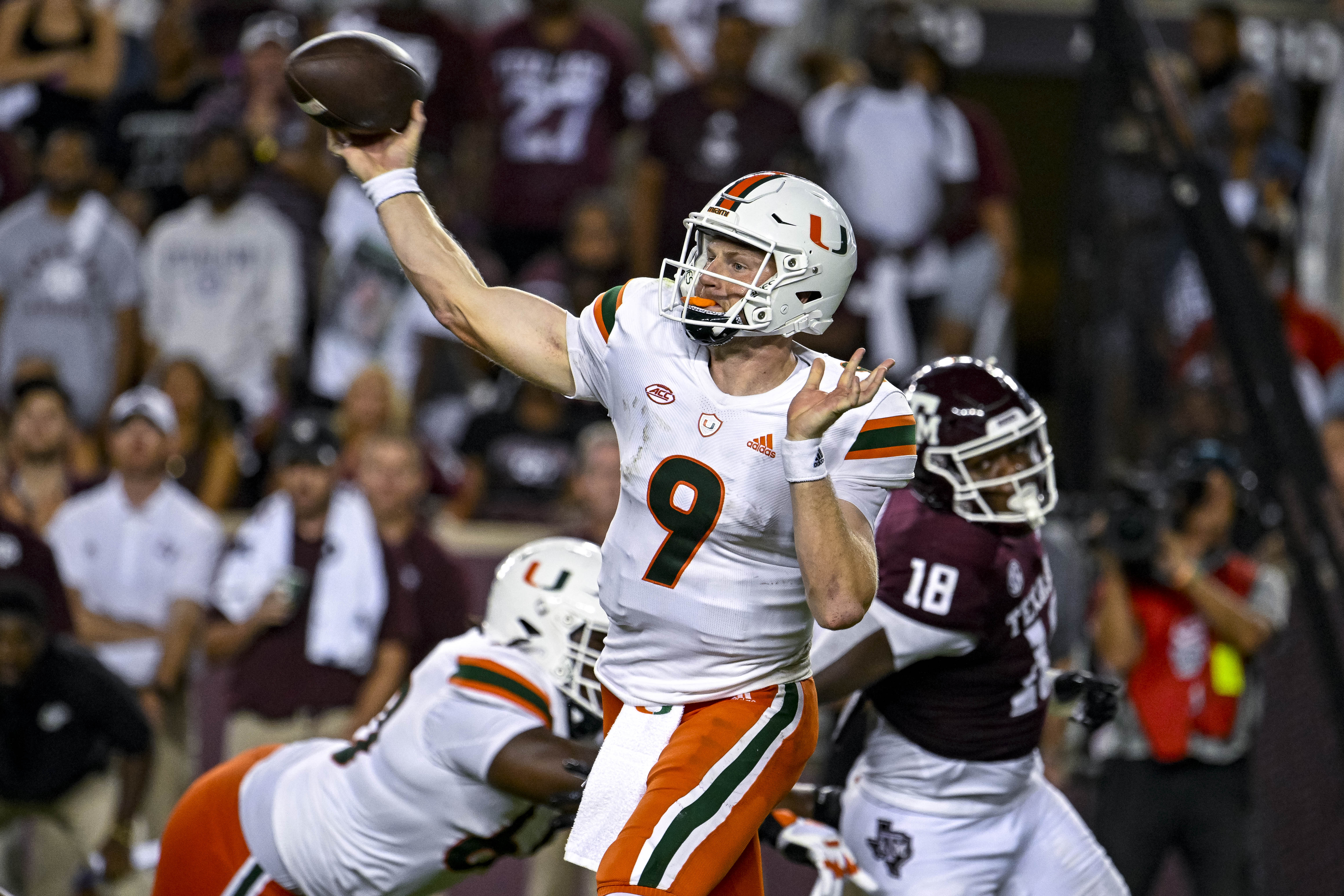 Tyler Van Dyke Miami Hurricanes football transfer portal