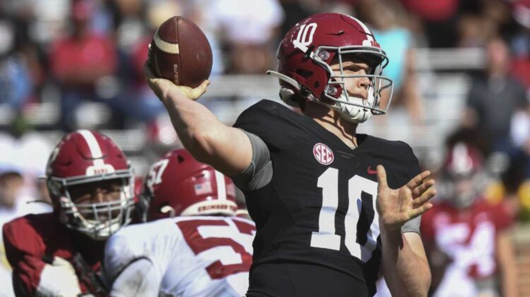 Eli Holstein enters transfer portal; 5 possible landing spots