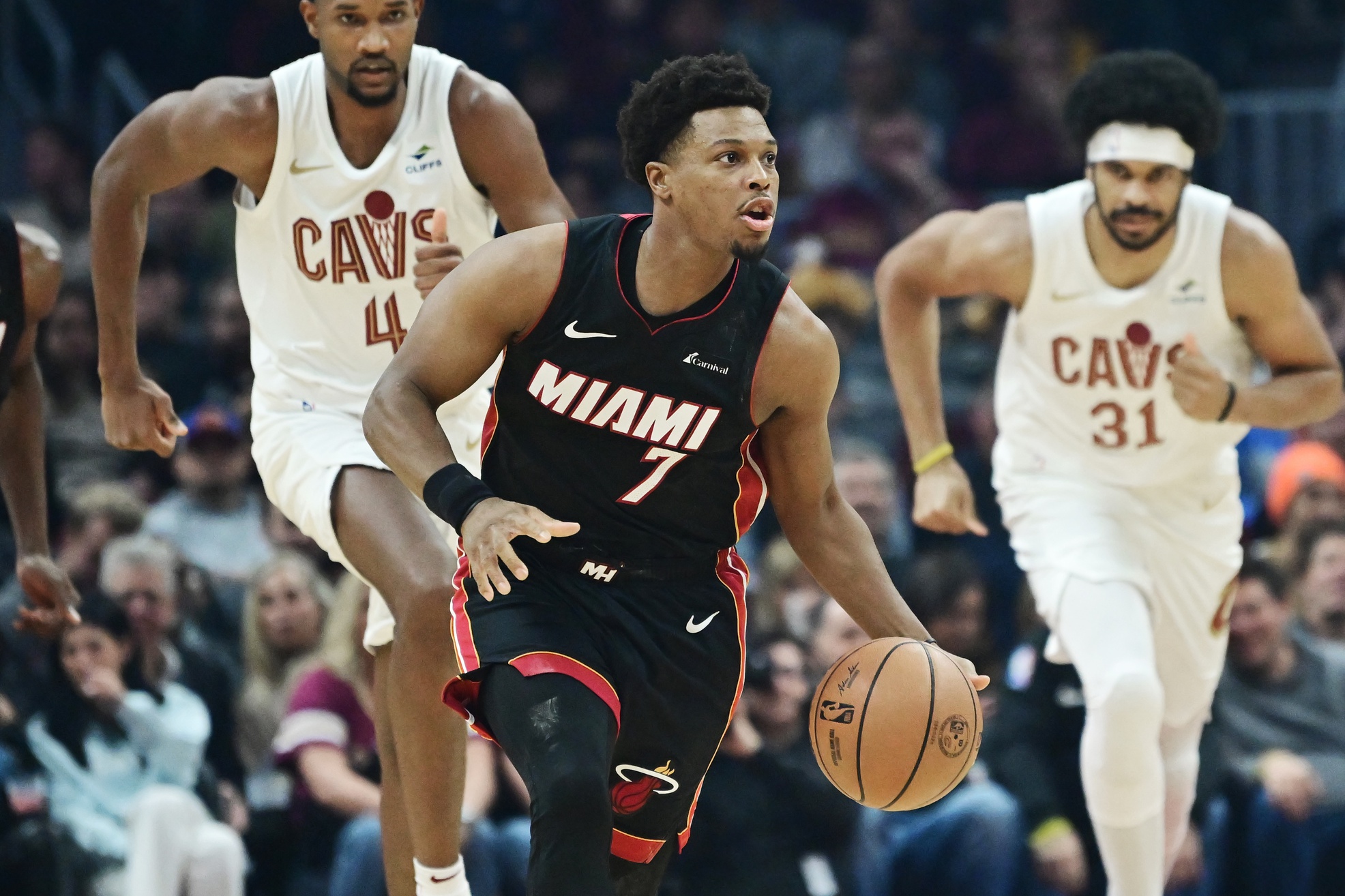 Kyle Lowry Miami Heat Charlotte Hornets NBA trade deadline landing spots Cleveland Cavaliers
